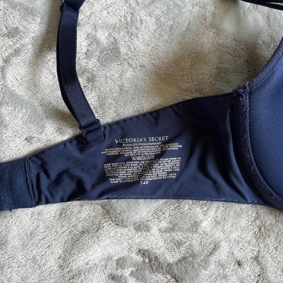 Victoria’s Secret Push Up Bra Women's Size 34D - blue - Picture 6 of 7